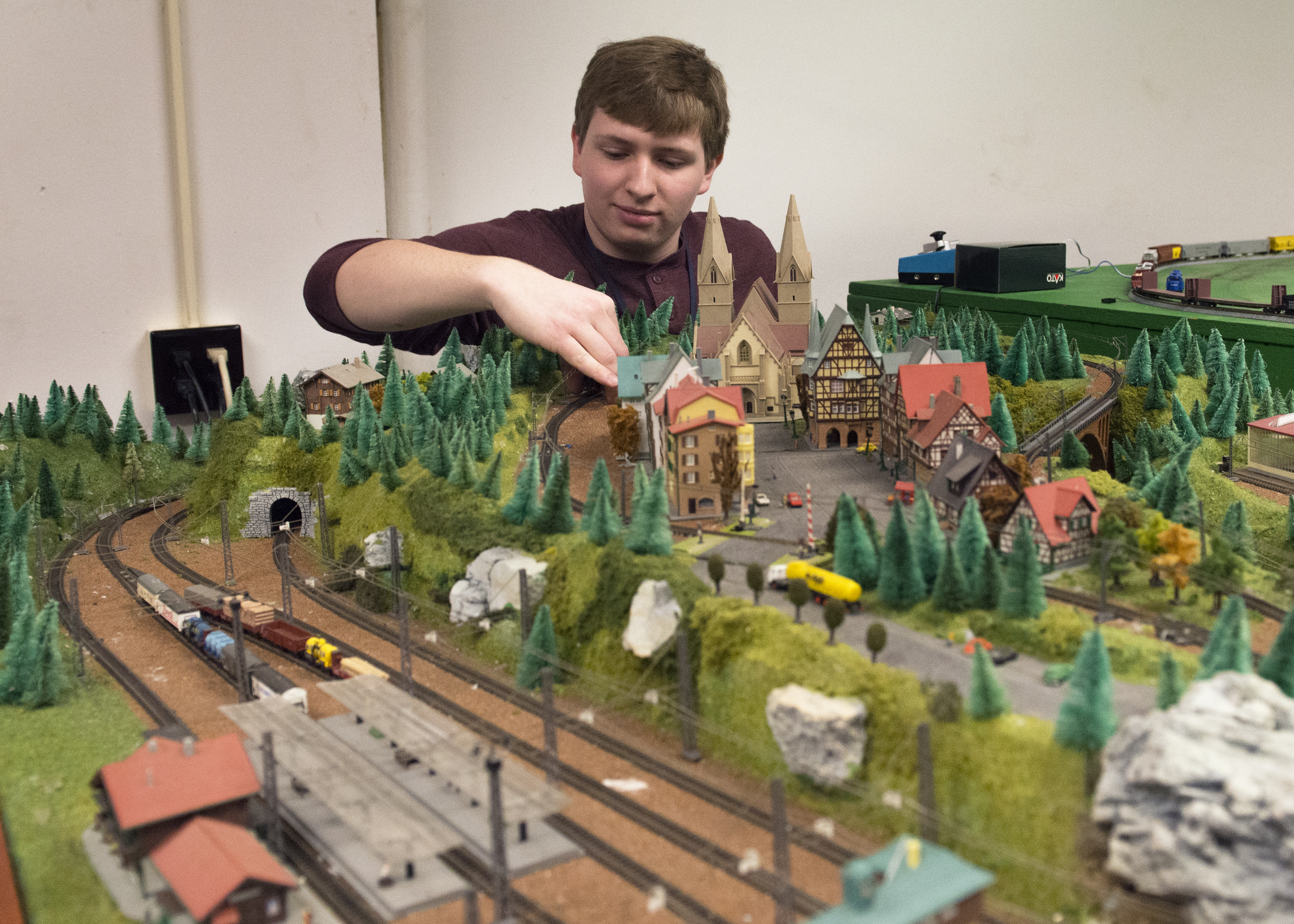 Adjusting railroad village